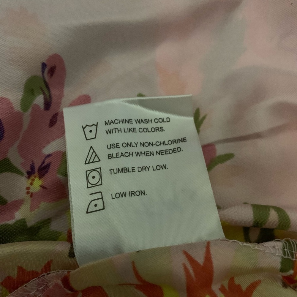 Floral Robe - Picture 5 of 5